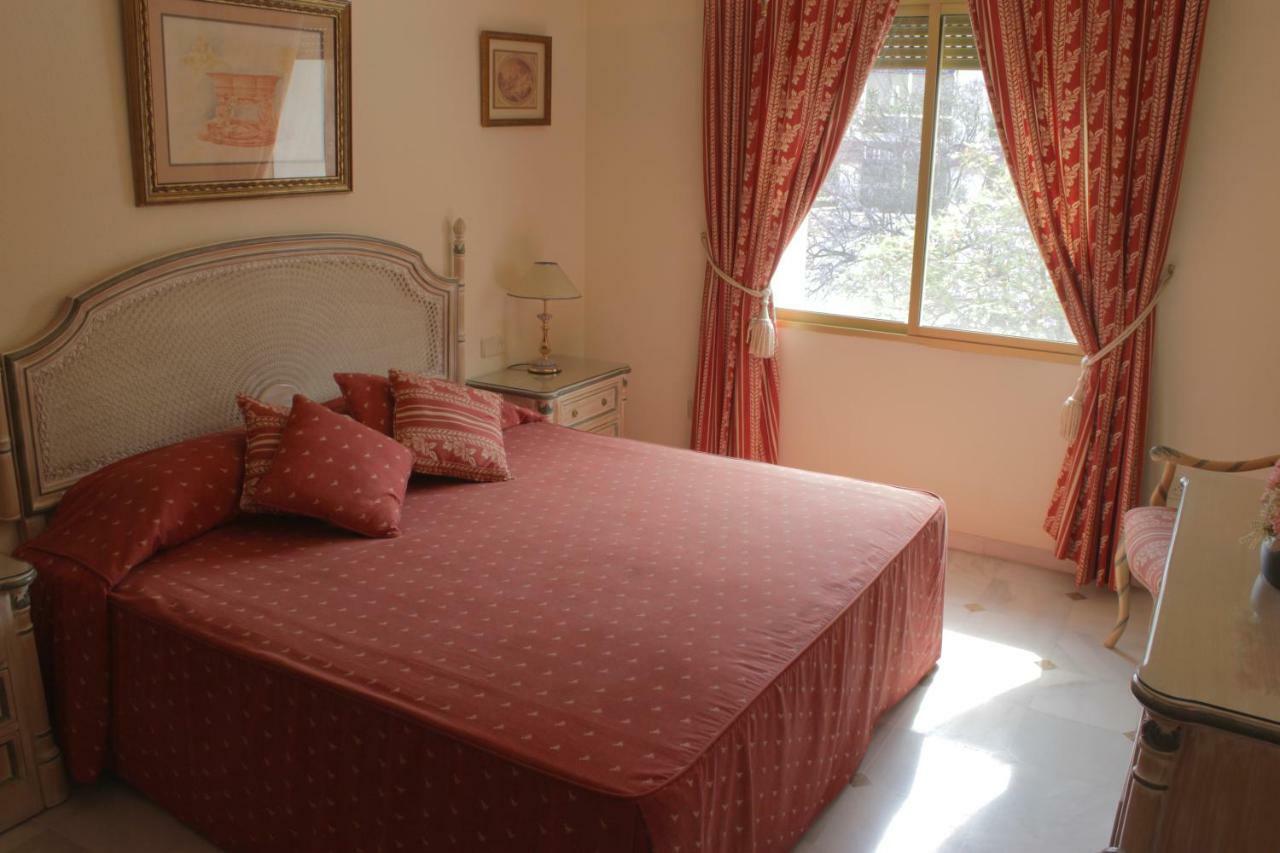 Riyadh House Marbellaアパートメント エクステリア 写真