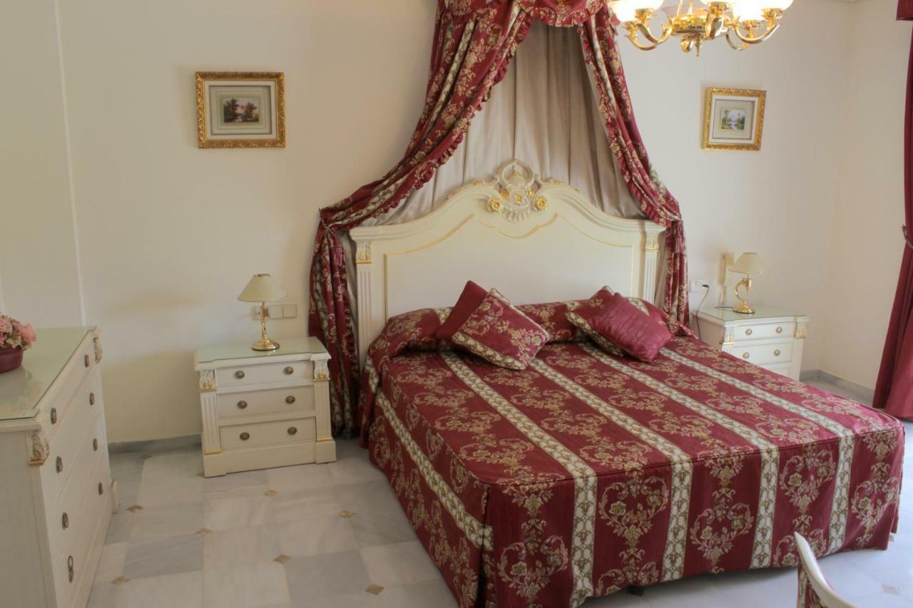 Riyadh House Marbellaアパートメント エクステリア 写真