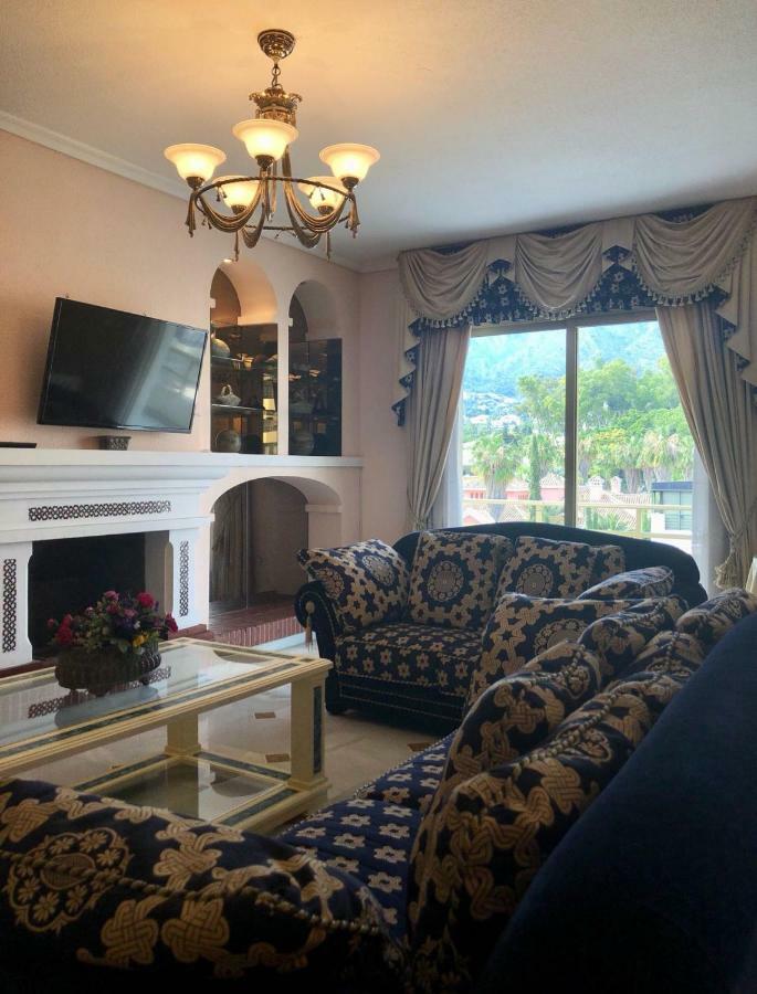 Riyadh House Marbellaアパートメント エクステリア 写真
