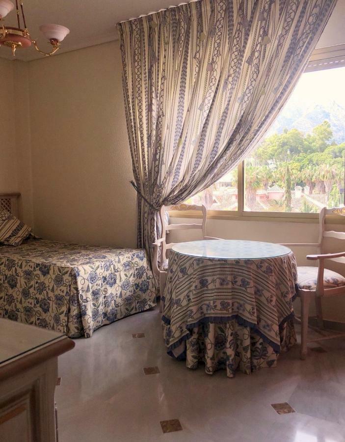Riyadh House Marbellaアパートメント エクステリア 写真