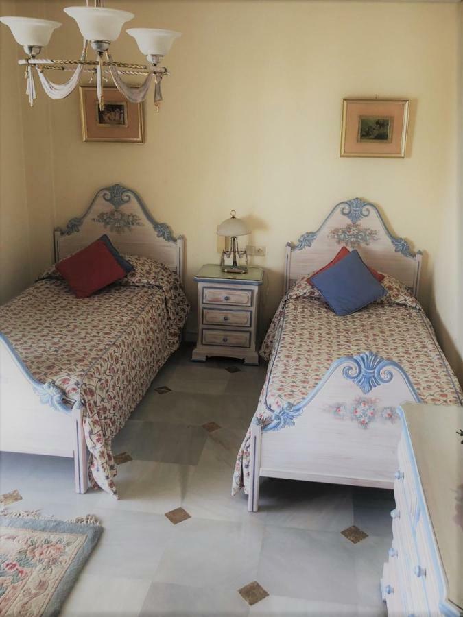 Riyadh House Marbellaアパートメント エクステリア 写真