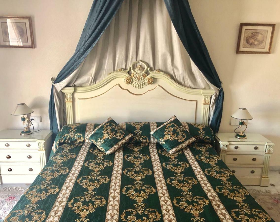 Riyadh House Marbellaアパートメント エクステリア 写真