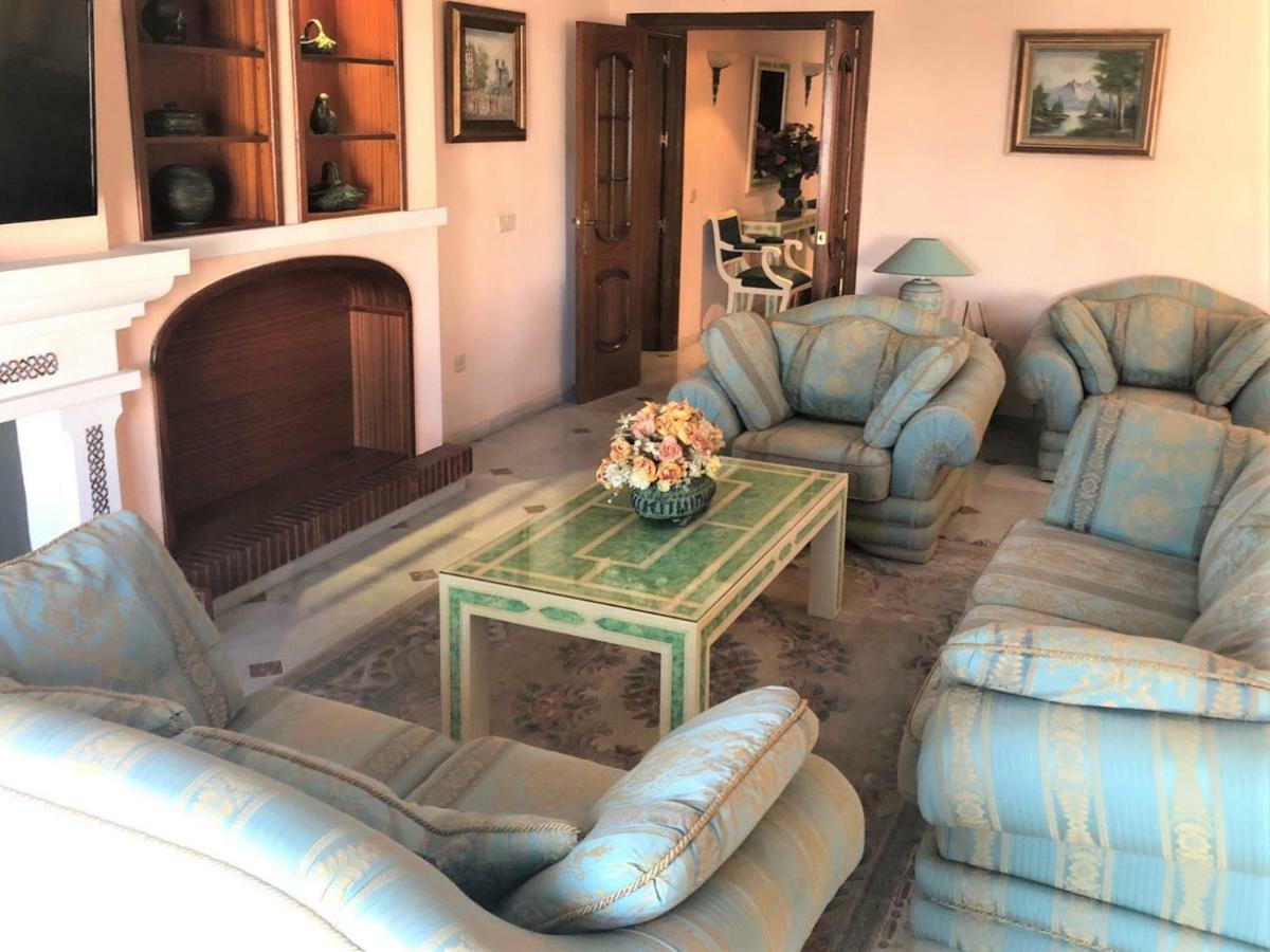 Riyadh House Marbellaアパートメント エクステリア 写真