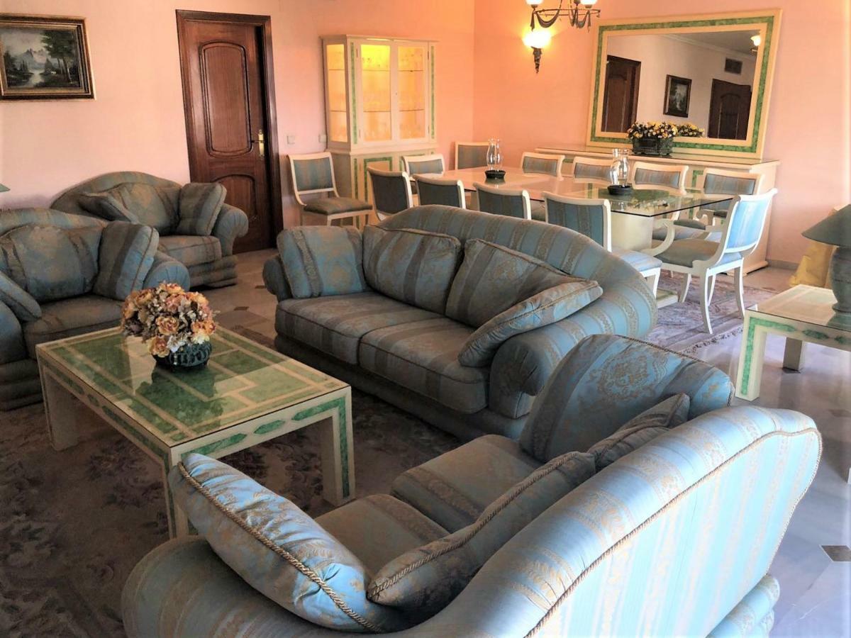 Riyadh House Marbellaアパートメント エクステリア 写真