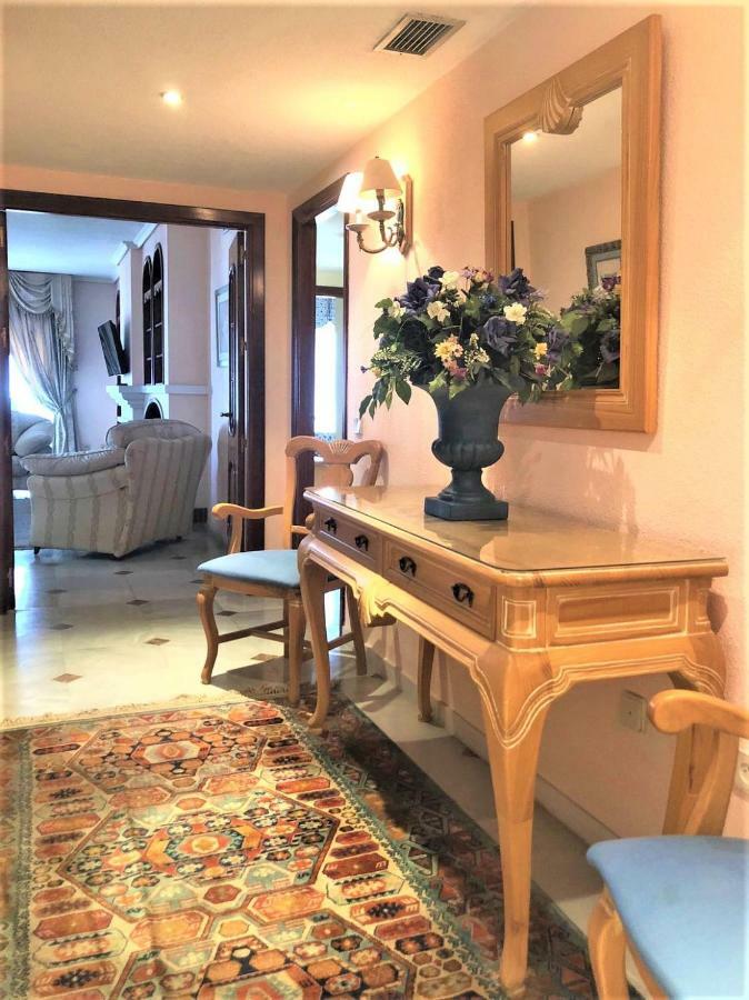 Riyadh House Marbellaアパートメント エクステリア 写真