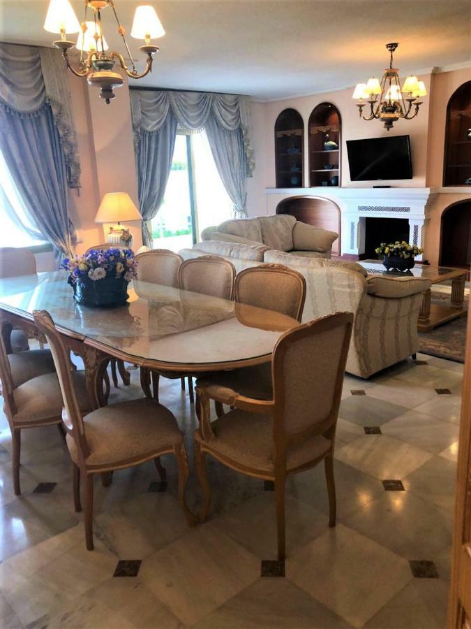 Riyadh House Marbellaアパートメント エクステリア 写真