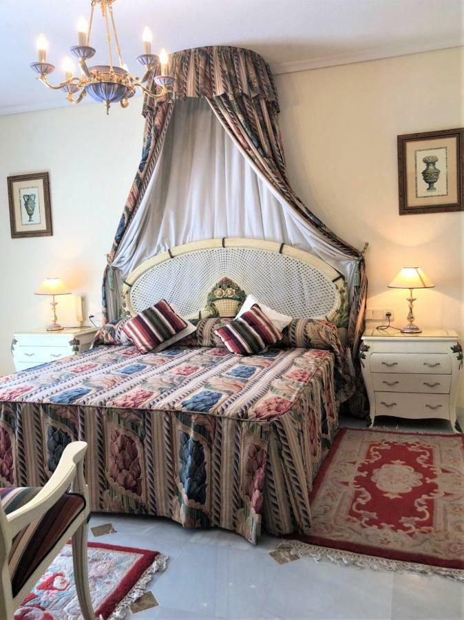 Riyadh House Marbellaアパートメント エクステリア 写真