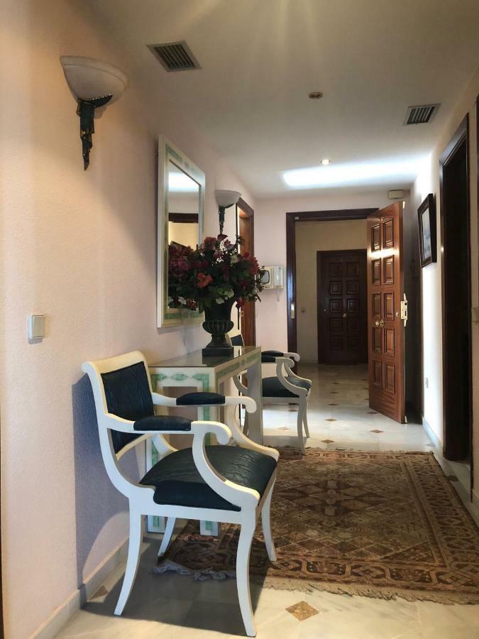 Riyadh House Marbellaアパートメント エクステリア 写真
